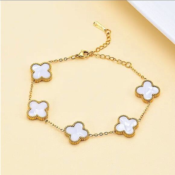 Gold Four Leaf Clover Bracelet Mother of Pearl Luxury - Picture 9 of 9